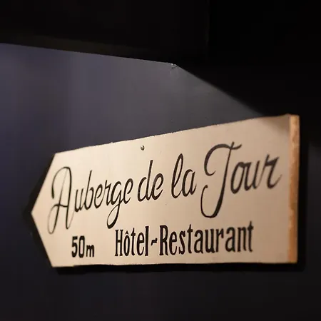 Hotel De La Tour *